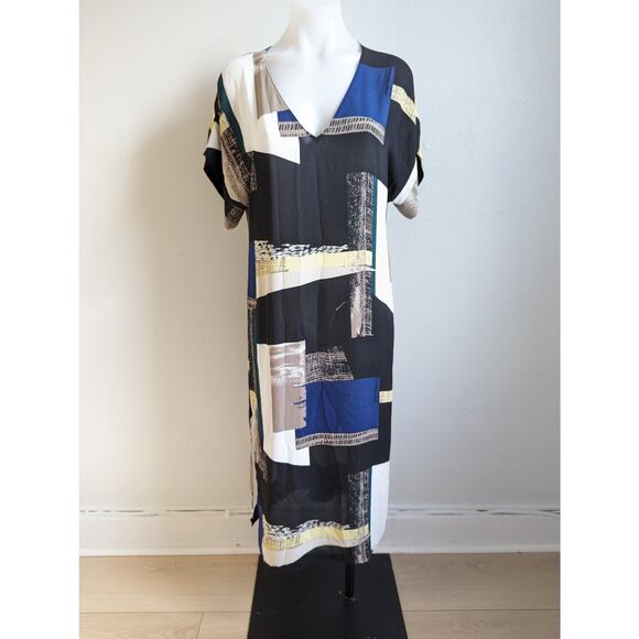 Aritzia Babaton Sz XS Jessie Midi Dress Black White Abstract Print Short Sleeve - Picture 3 of 14